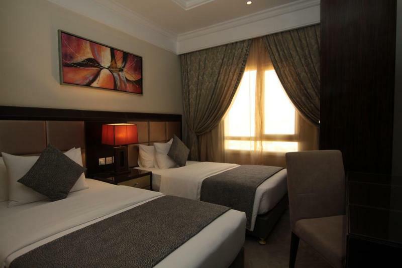 Boudl Hotel Suites Fahahil Kuwait City Eksteriør billede